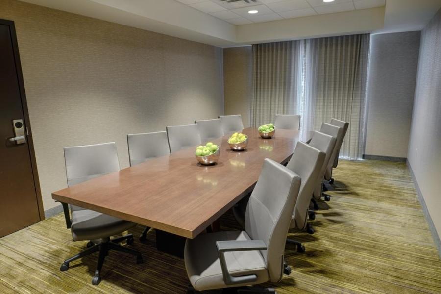 Courtyard By Marriott Albany