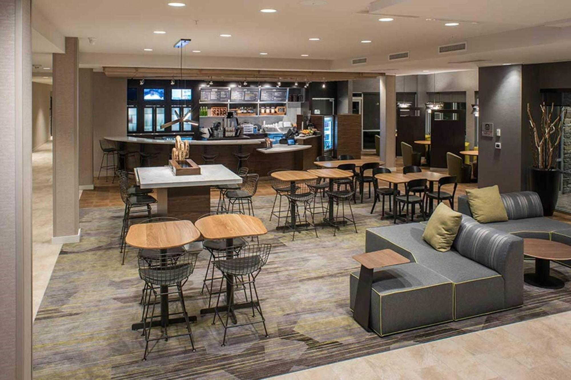 Hotel Courtyard By Marriott Albany 3*